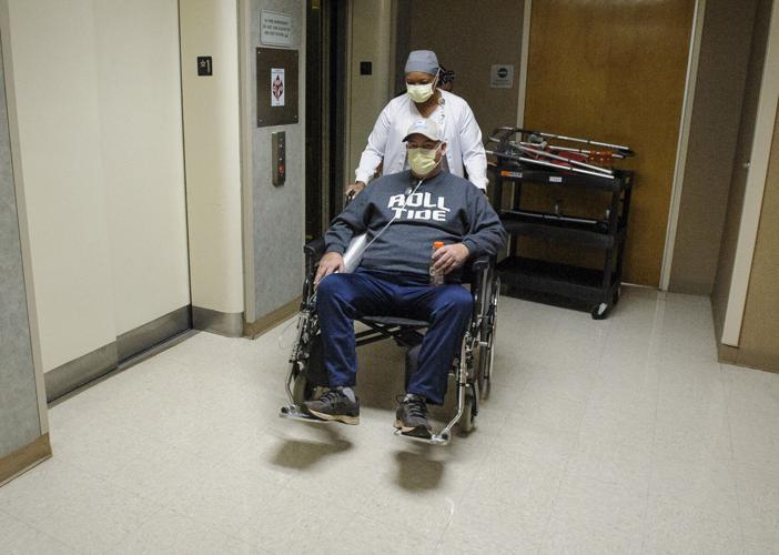 Russell Medical celebrates another COVID-19 recovery