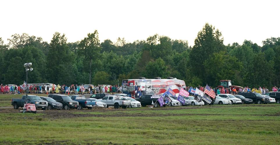 Photos:Trump hosts rally in Cullman
