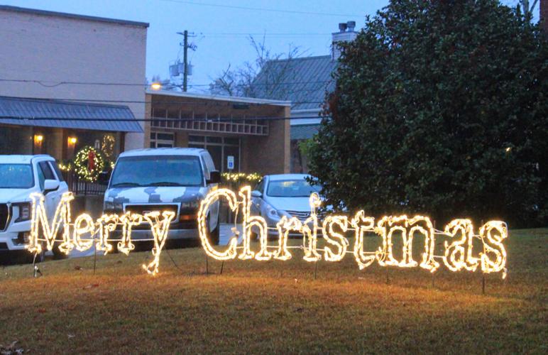 PHOTOS: Dadeville Christmas lighting