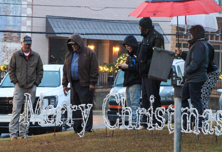 PHOTOS: Dadeville Christmas lighting