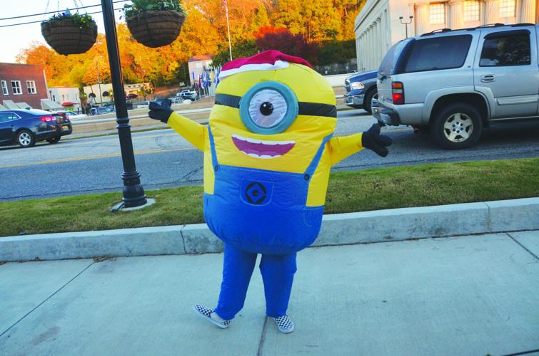 Downtown businesses host Christmas kick off event