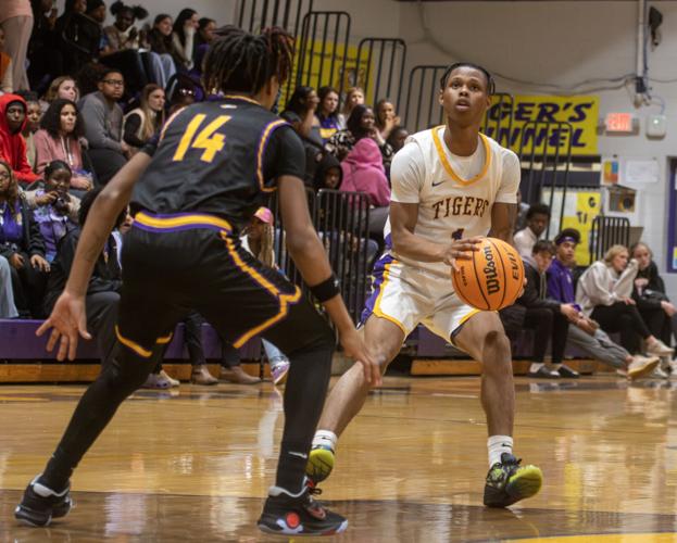 013026 tallassee basketball 10.jpg