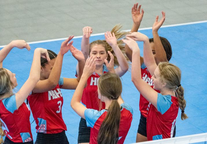 PHOTOS: Horseshoe Bend Competes in Super Regional Volleyball Tournament