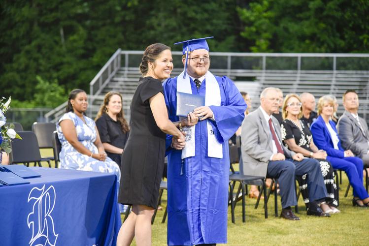 052726RHSGRAD24.jpg