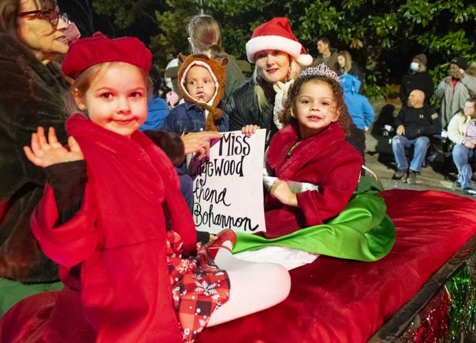 PHOTOS: Christmas on the Coosa
