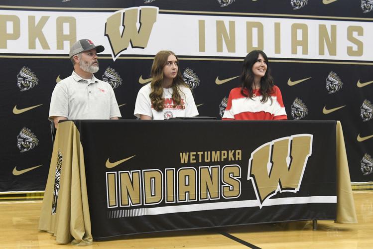 wetumpka signing 28.jpg