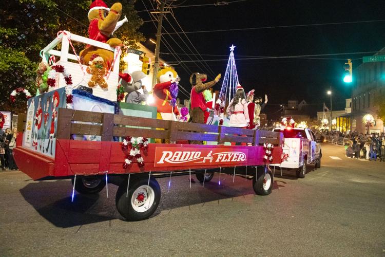 PHOTOS: Christmas on the Coosa