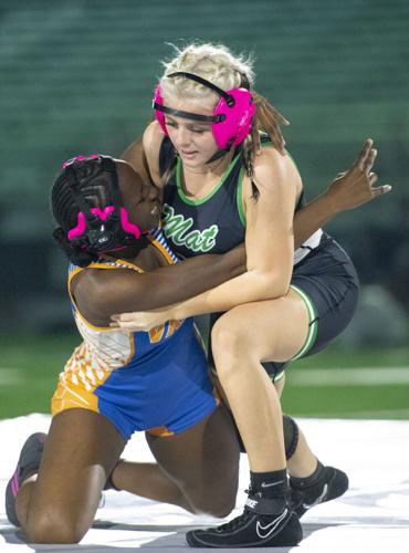 20251126 Holtville EC Wrestling 016.jpg