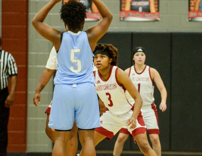 PHOTOS: Stanhope Elmore hosts Calhoun to cap off opening week