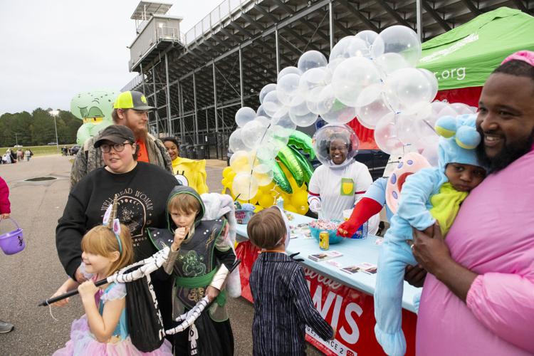 20251029 Coosa Candy Crawl 008.jpg