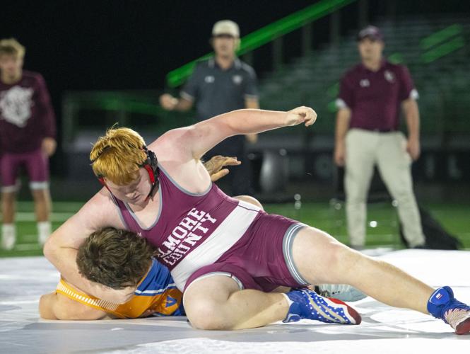 20251126 Holtville EC Wrestling 011.jpg