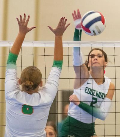 081226-edgewood volleyball copy.jpg