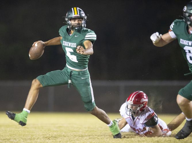 20251024 Edgewood Football 008.jpg