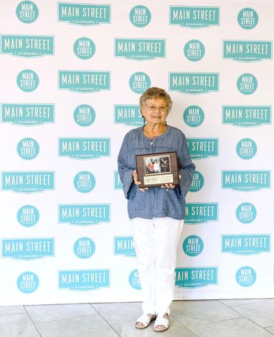‘JUST ASK JANICE’ Life-long Wetumpka resident and volunteer honored with award