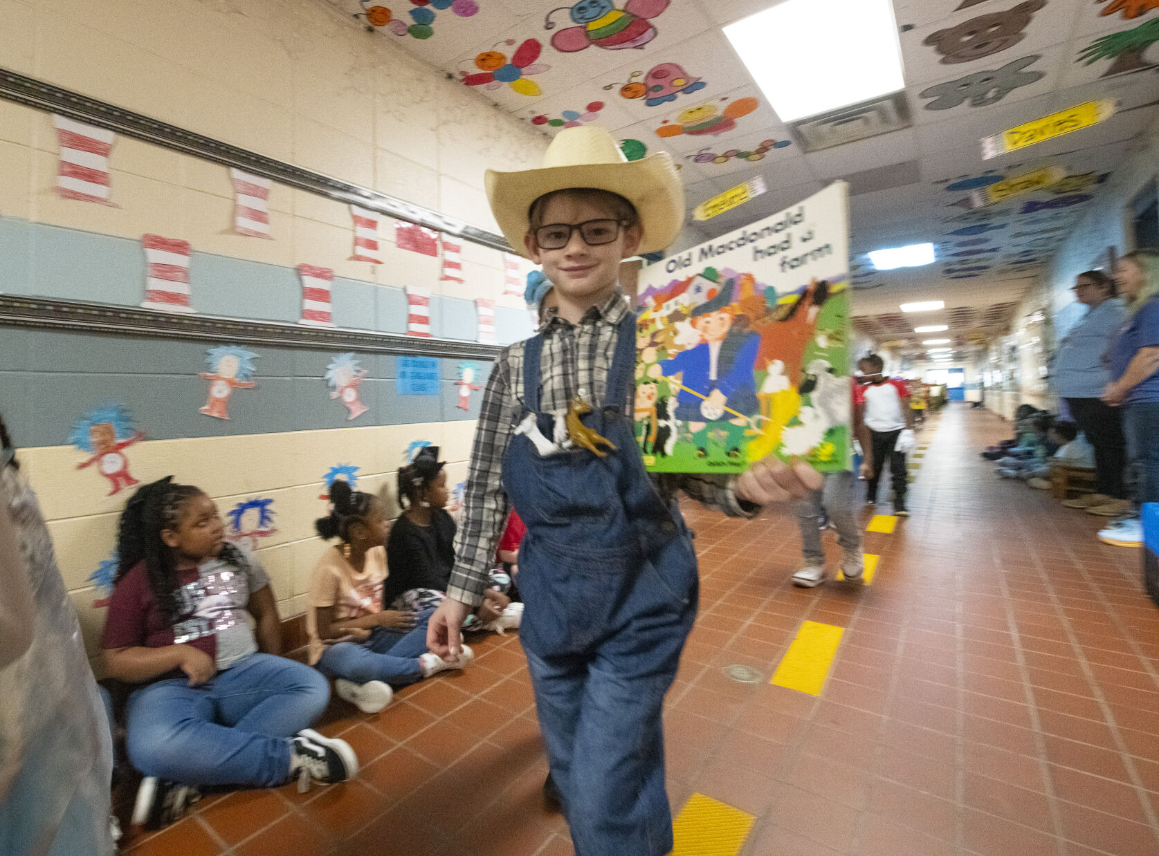 PHOTOS: Wetumpka Elementary dresses up as their favorite book characters