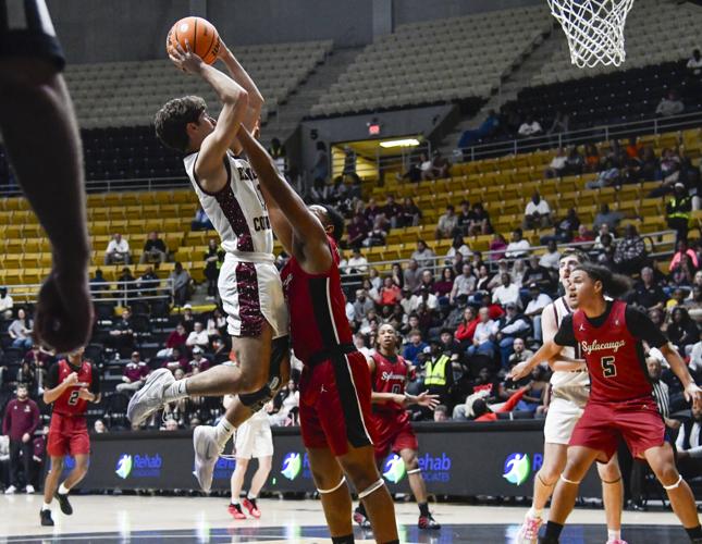 022526 ECHS Sweet 16 03.jpg