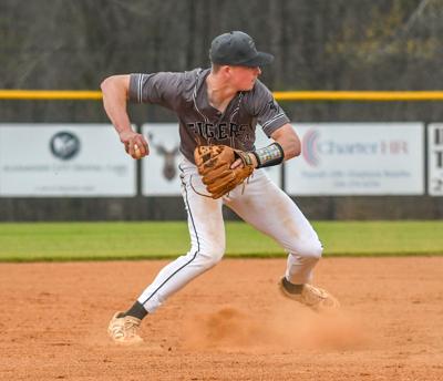 032526-dadeville baseball 001.jpg