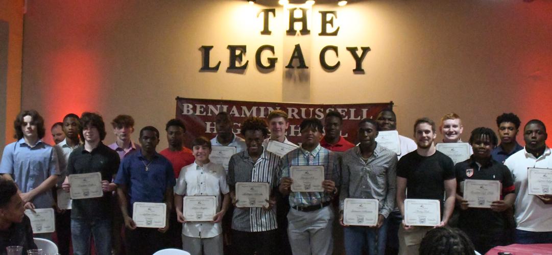 Benjamin Russell honors team at annual wrestling banquet