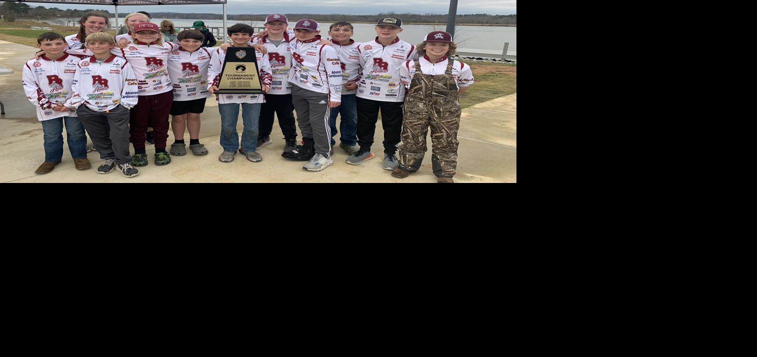 Benjamin Russell wins fifth straight Three-River Showdown