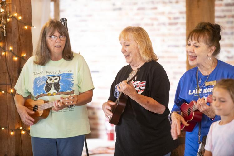 PHOTOS: Eclectic Sing-Alongs perform