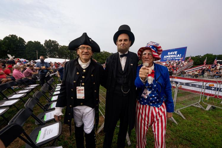 Photos:Trump hosts rally in Cullman