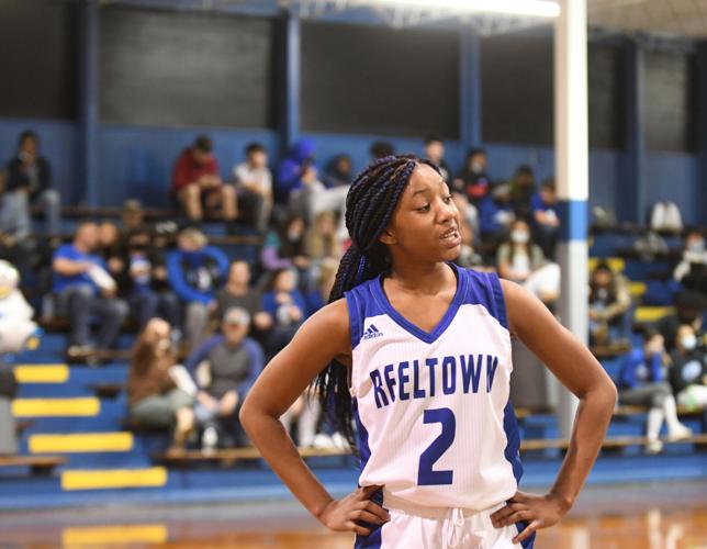 Reeltown girls basketball pulls off comeback, claims third straight win