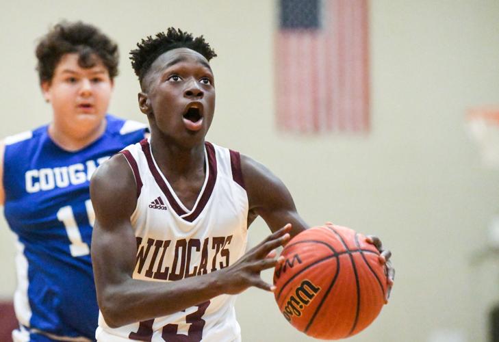 PHOTOS: Alex City Middle School, Central Coosa battle on the hardwood