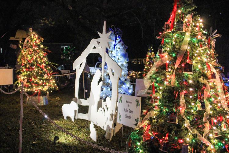 PHOTOS: Dadeville Christmas lighting