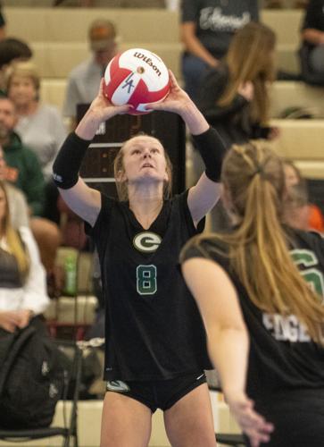 20221026 Edgewood Volleyball 017.jpg
