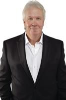 A Mark Lanier Christmas Homecoming is coming to the Mt Vernon Theater