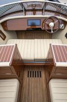 Electric on the Lake