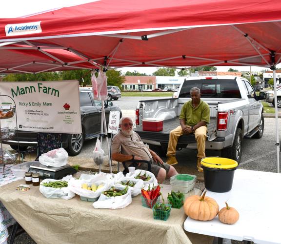 PHOTOS: Labor Day weekend kicks off with Alex City Farmers Market