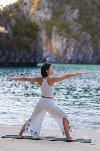 A guided Yoga and Ocean Breathwork experience