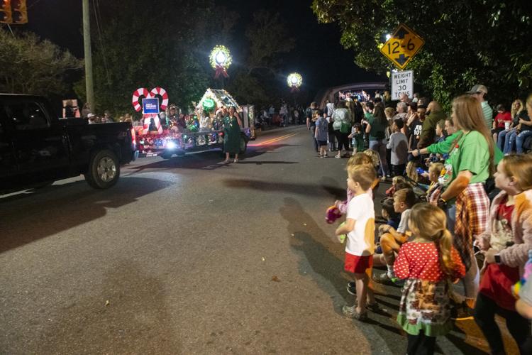 PHOTOS: Christmas on the Coosa