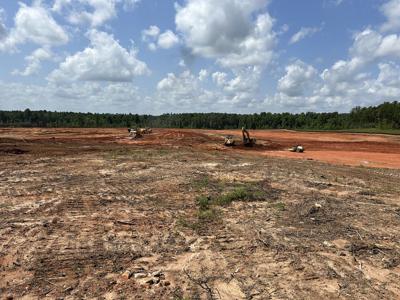 Ivey awards grant to support new industry in Coosa County