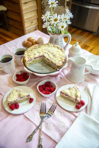 Raspberry Streusel Cream Cheese Coffee Cake