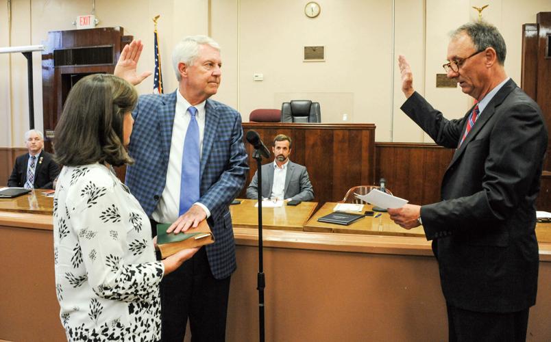 Tommy Spraggins 'honored' to be sworn in as Alexander City mayor