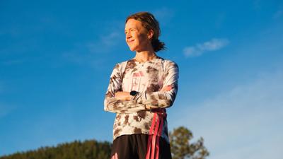 Abby Hall, 2025 Western States champion, wearing the Suunto Race 3S