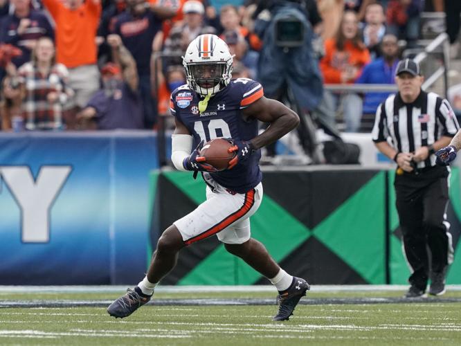 PHOTOS: Auburn and Houston duke it out at the Birmingham Bowl