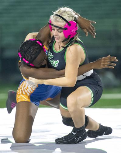 20251126 Holtville EC Wrestling 017.jpg