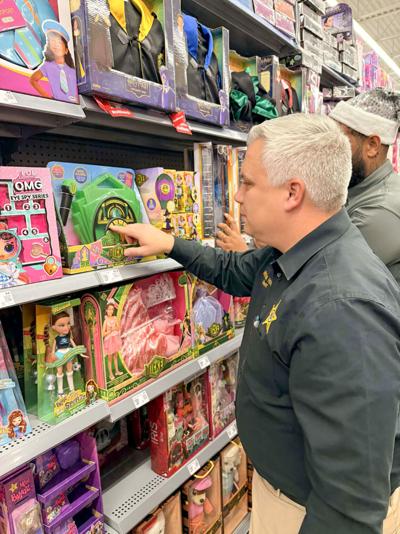 030126 shop with a sheriff.jpg