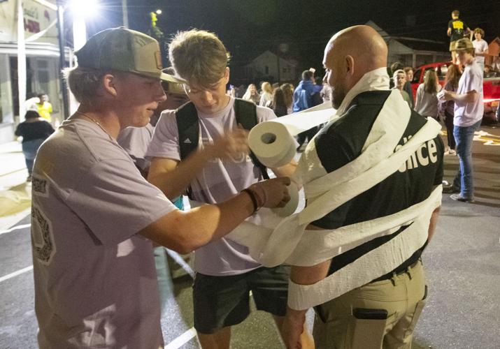 PHOTOS: Tallassee High School Class of 2025 and 2005 roll downtown