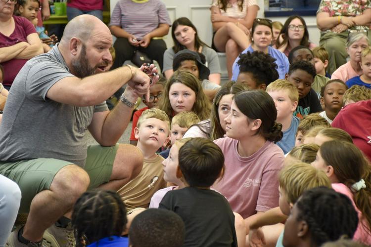 072526 Library Animals 10.jpg