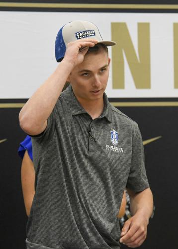 wetumpka signing 37.jpg