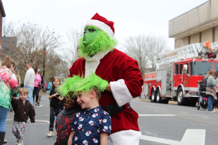 Parks & Rec and Main Street Alex City hold fifth annual Downtown Christmas