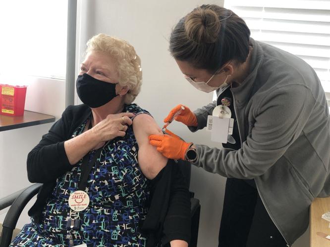 Elmore Community Hospital begins employee COVID vaccinations
