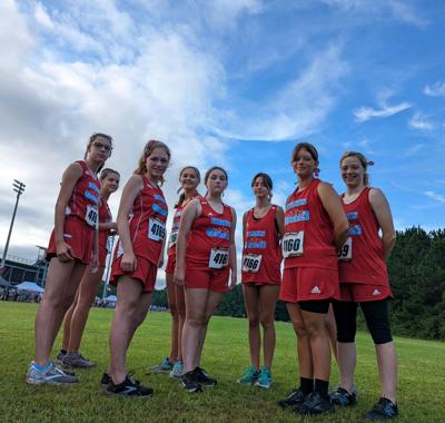 Horseshoe Bend cross county breaking records early in season