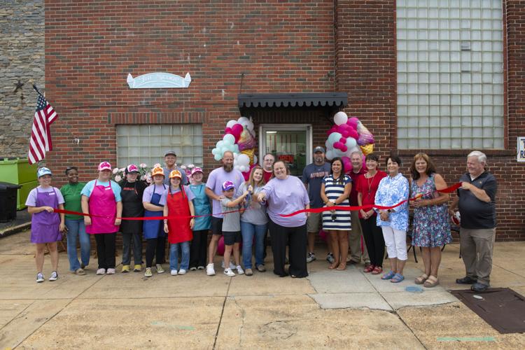 PHOTOS: The Scoop opens in downtown Tallassee