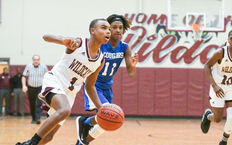 PHOTOS: Alex City Middle School, Central Coosa battle on the hardwood