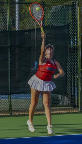 072926 mary ellis baker tennis 01.jpg